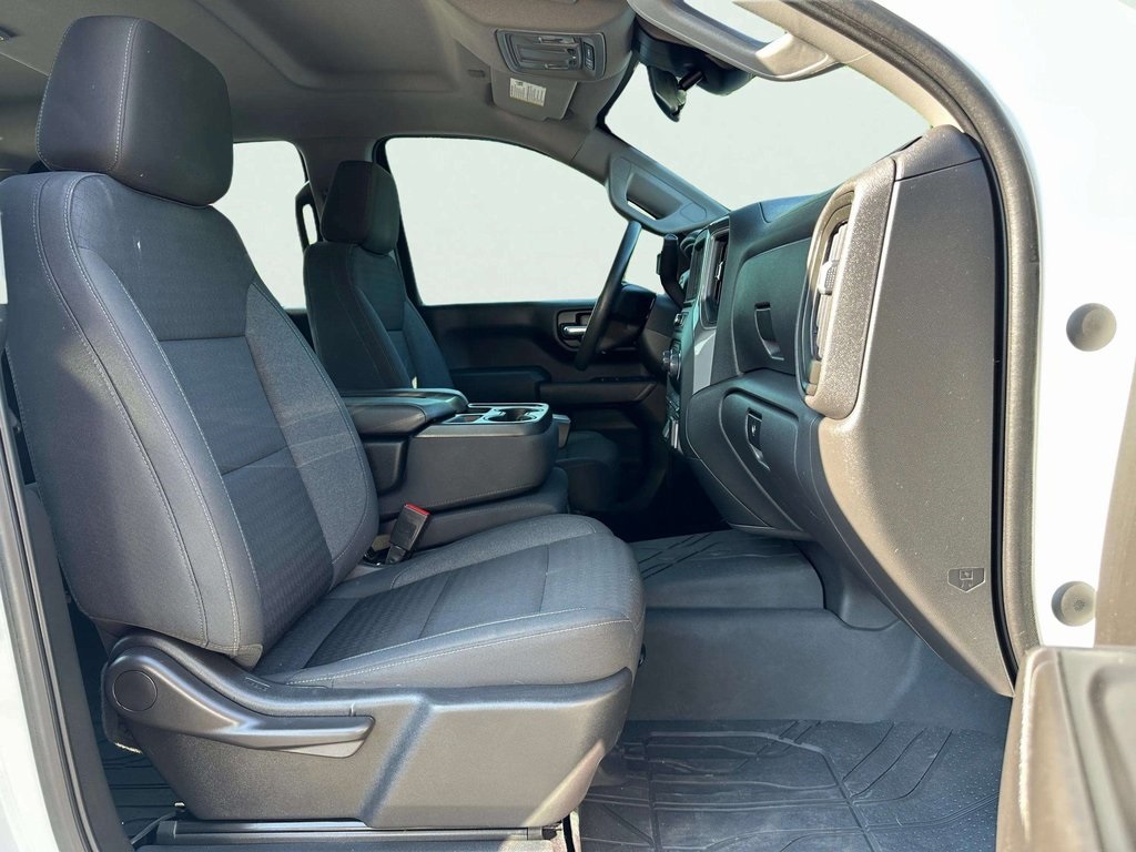2023 Chevrolet Silverado 1500 Custom photo 21
