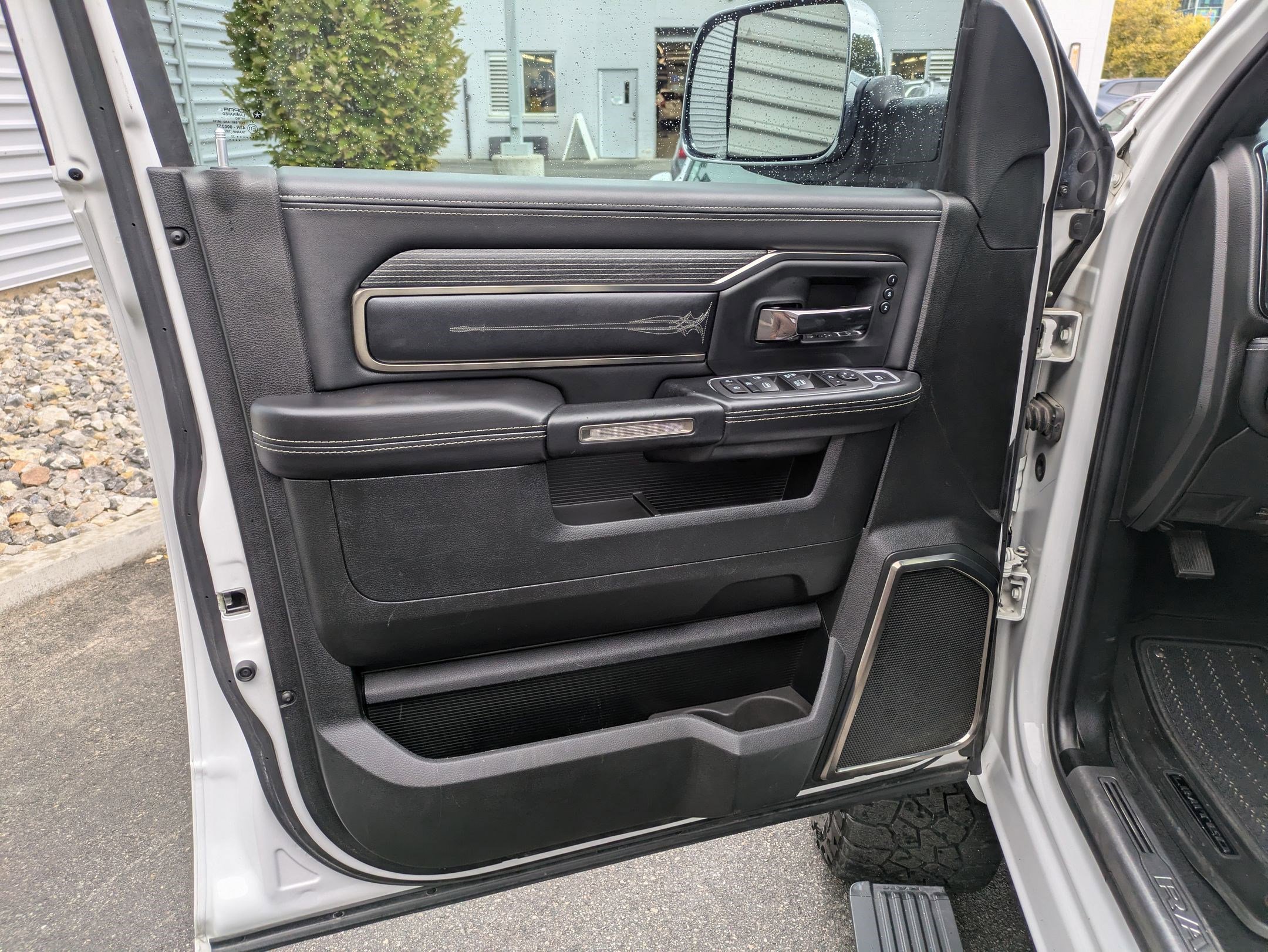 2022 Ram 2500 Limited photo 12