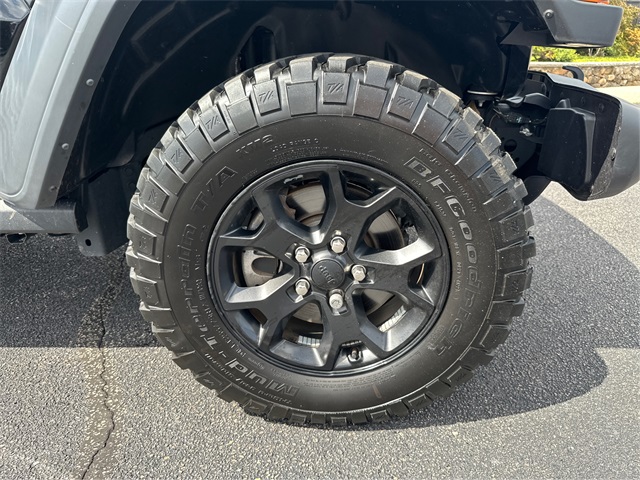 2023 Jeep Wrangler Willys photo 12