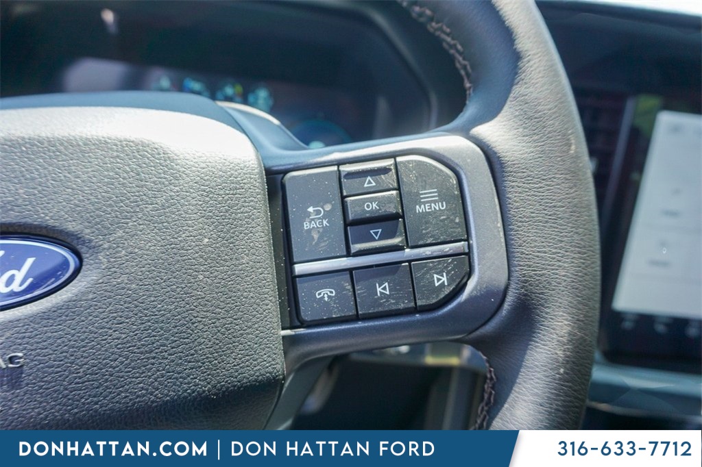 2025 Ford F-150 Lariat photo 12
