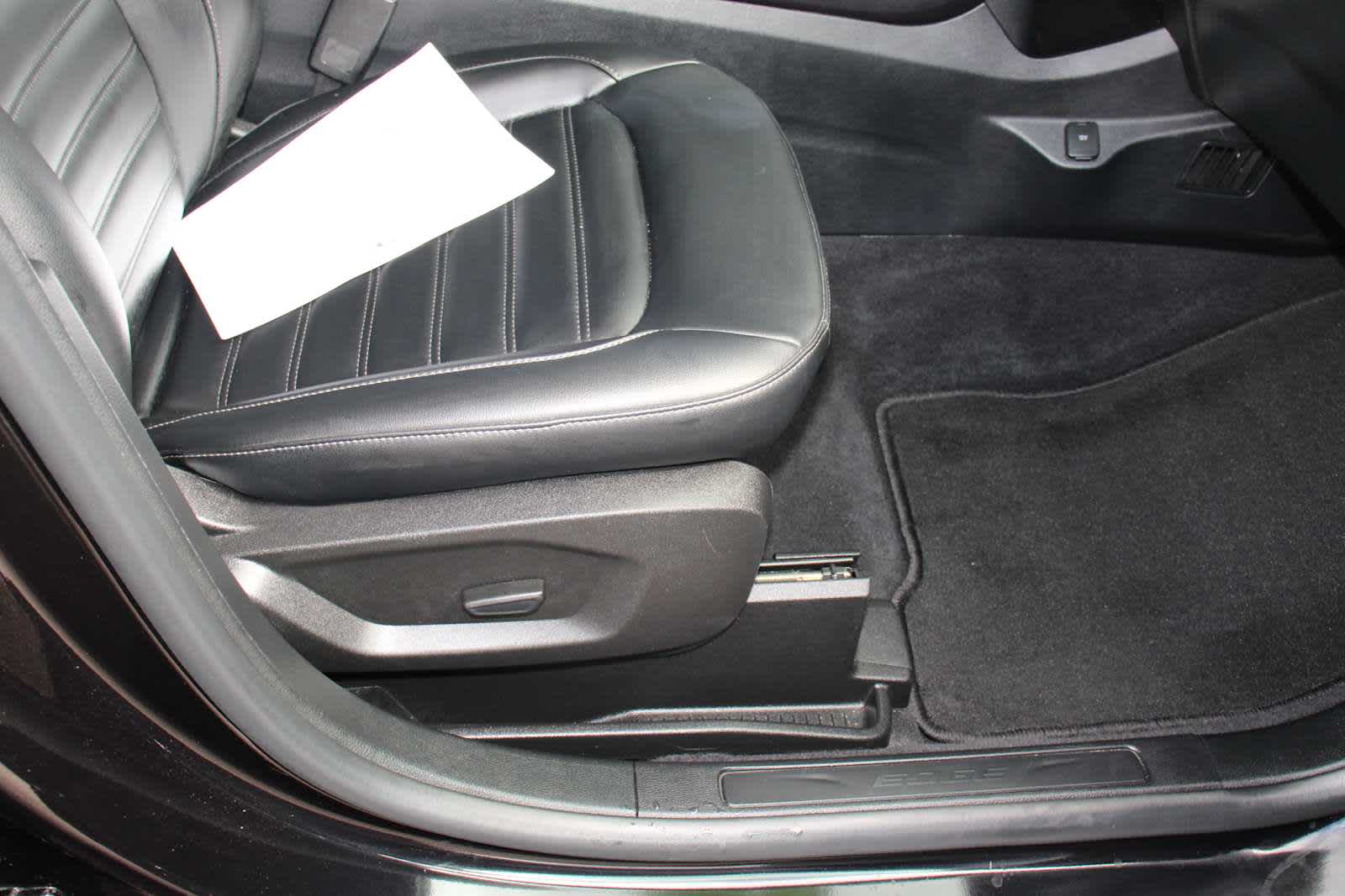2024 Ford Edge SEL photo 33