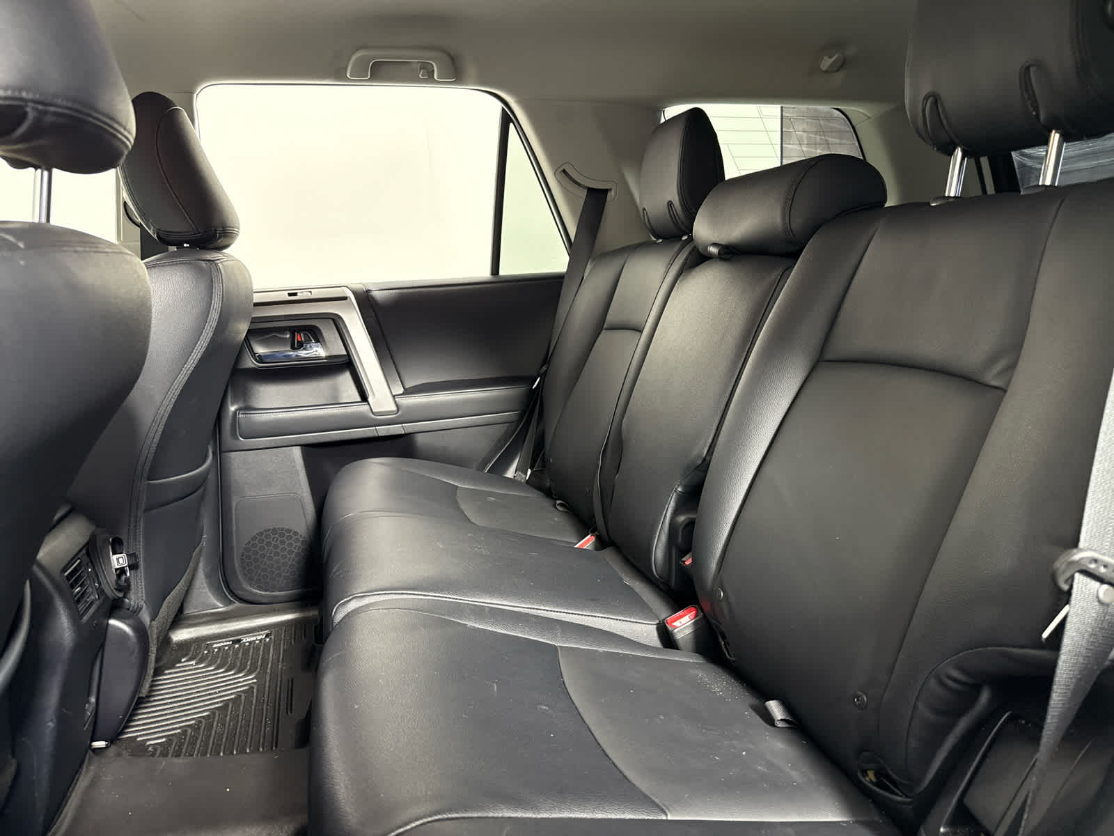 2021 Toyota 4Runner SR5 photo 12