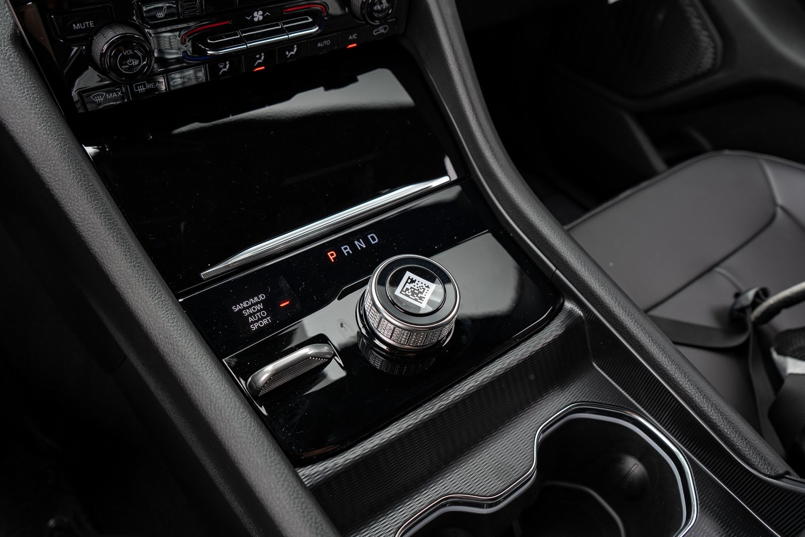 2025 Jeep Grand Cherokee Limited photo 25