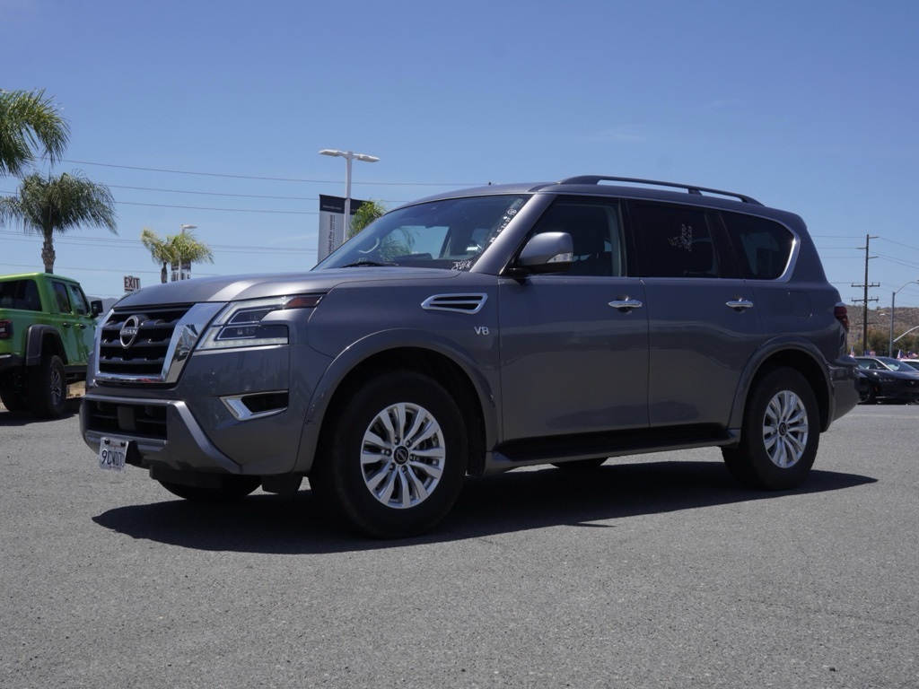 2022 Nissan Armada SV photo 6