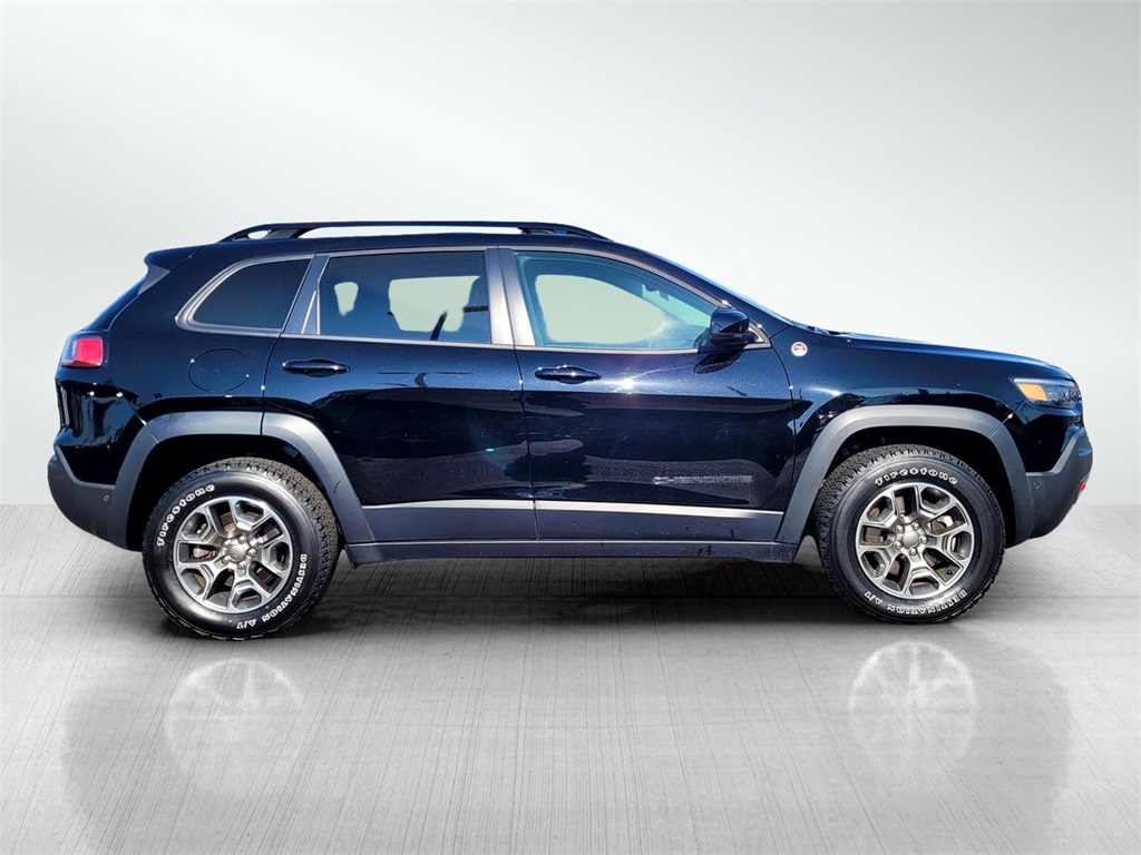 2023 Jeep Cherokee Trailhawk photo 4