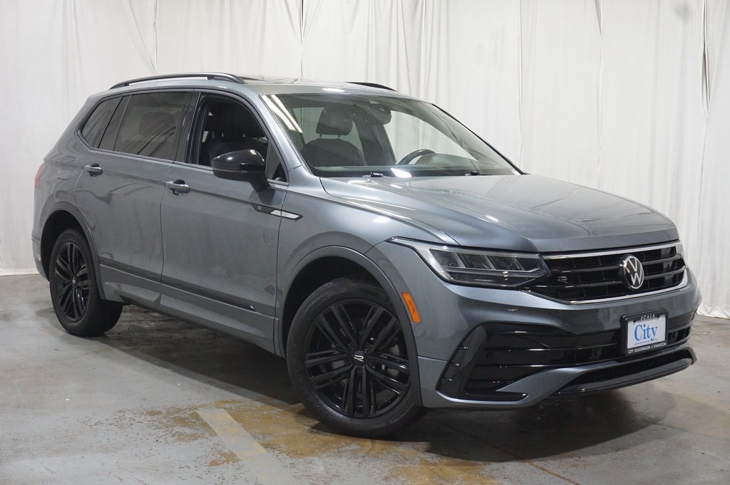 2022 Volkswagen Tiguan SE R-Line Black photo 3
