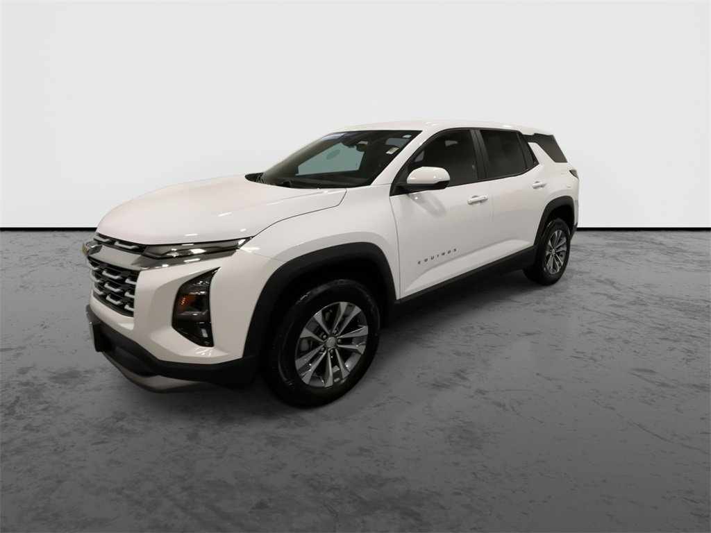 2025 Chevrolet Equinox LT photo 4