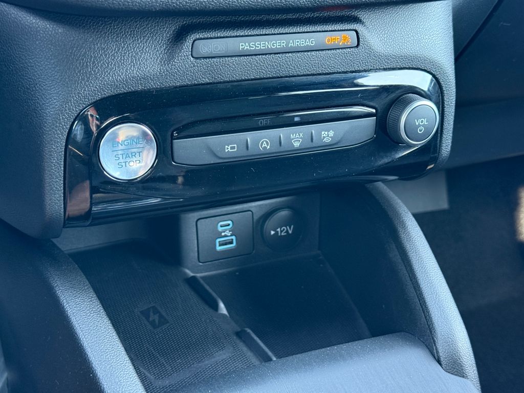2023 Ford Escape ST-Line Select photo 15