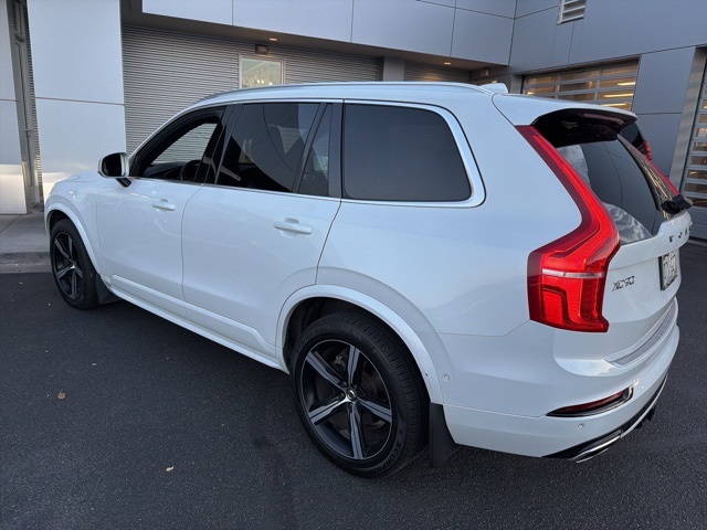 2019 Volvo XC90 T6 R-Design AWD photo 2