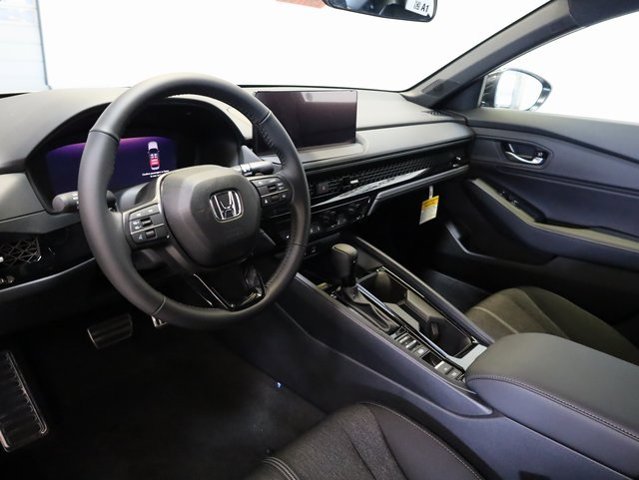 2025 Honda Accord Hybrid Sport photo 3