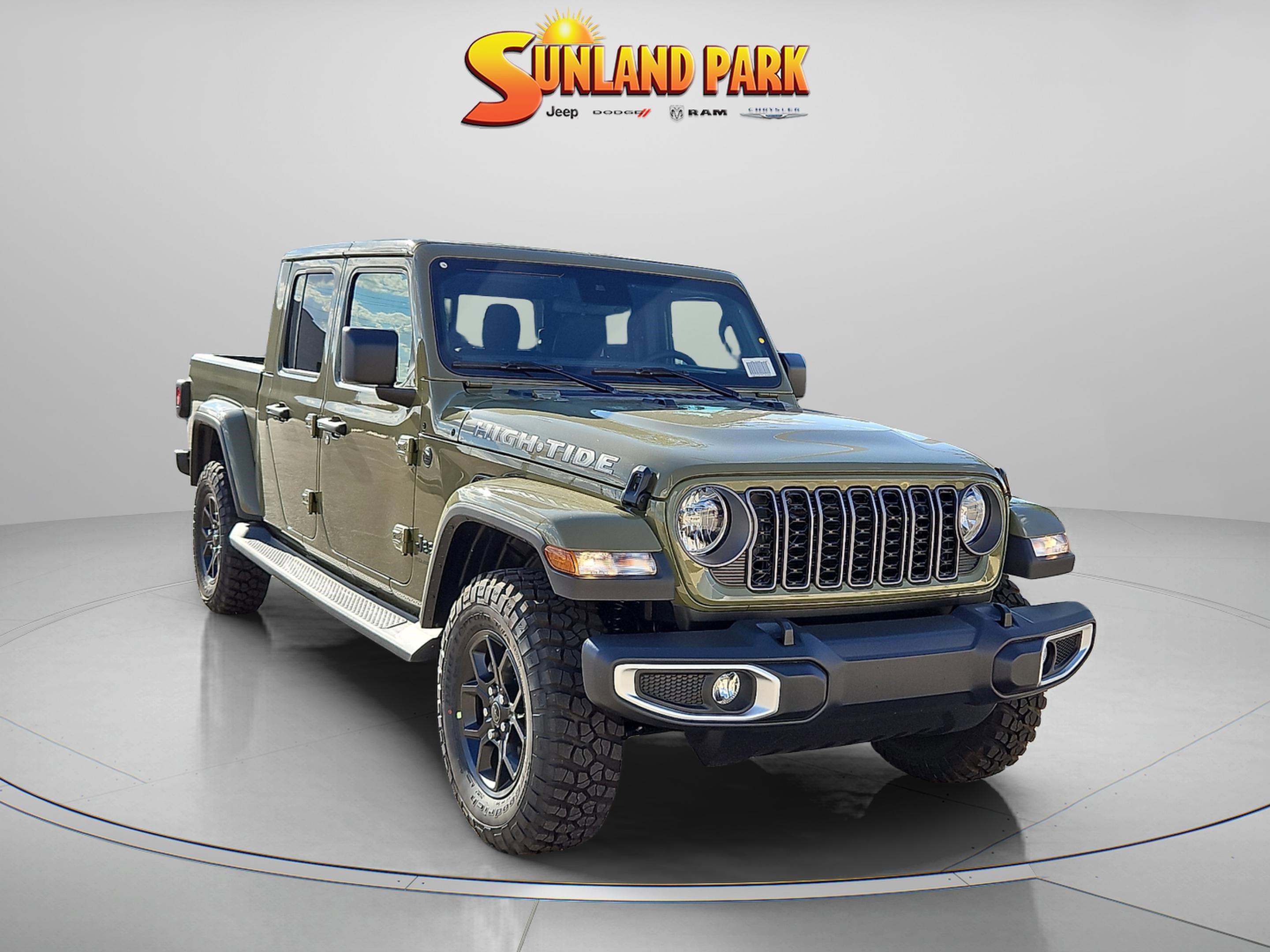 2025 Jeep Gladiator High Tide's photo