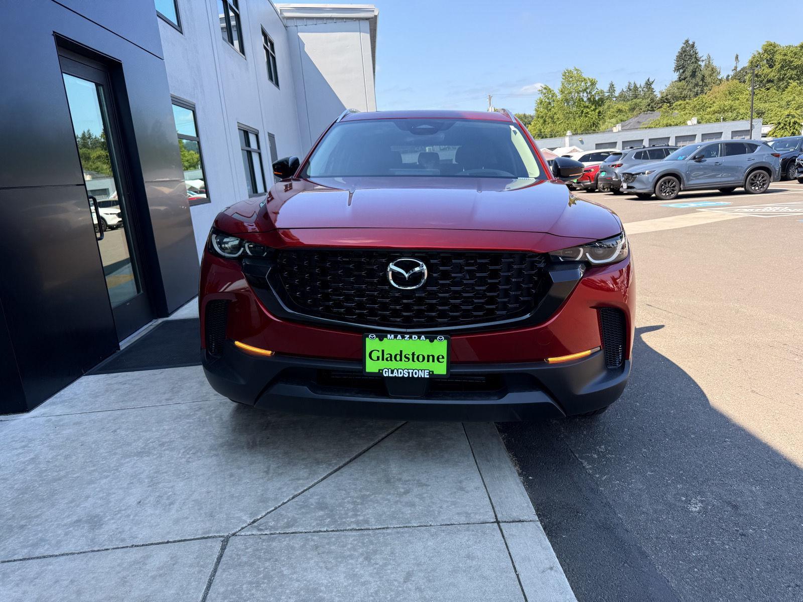 2025 Mazda CX-50 Premium Plus photo 2