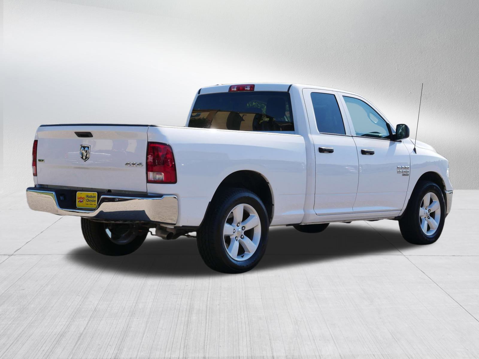 2024 Ram 1500 Classic SLT photo 7