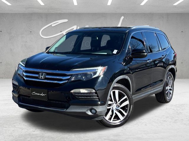 2016 Honda Pilot Elite's photo