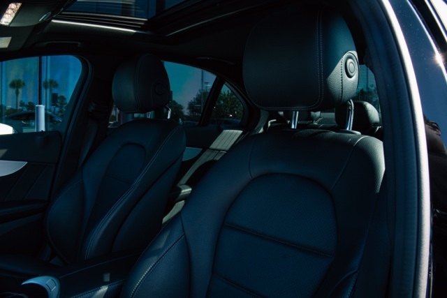2021 Mercedes Benz C 300 photo 9
