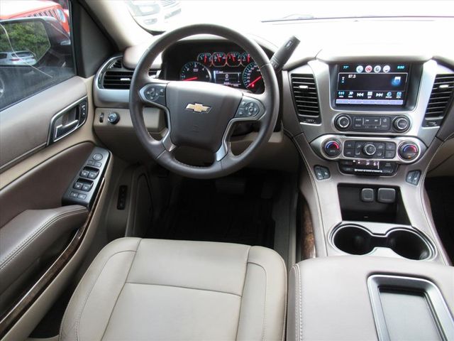 2017 Chevrolet Tahoe LT photo 11