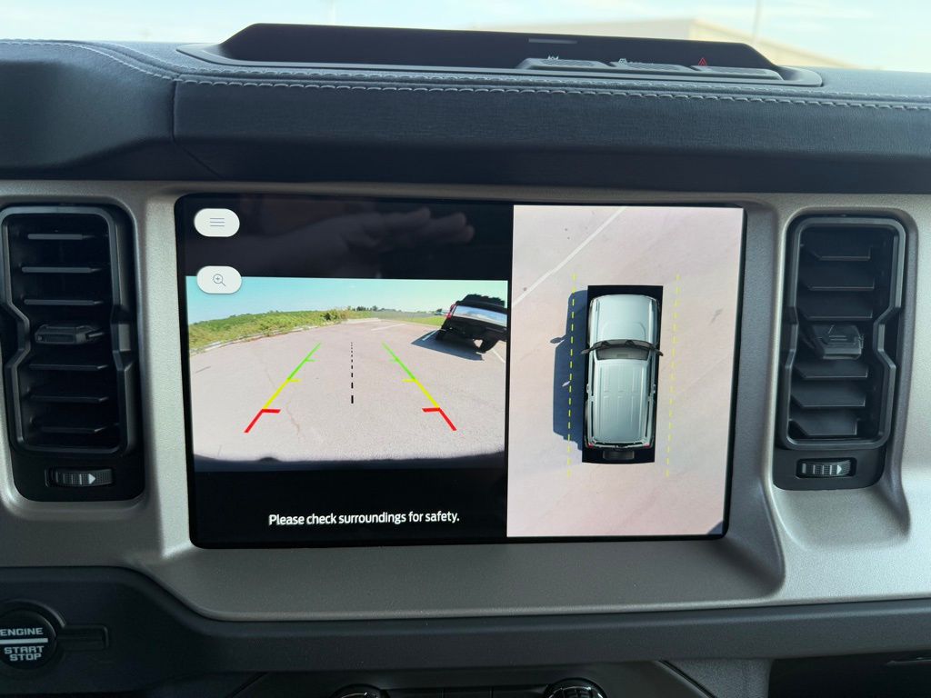 2025 Ford Bronco Outer Banks photo 25