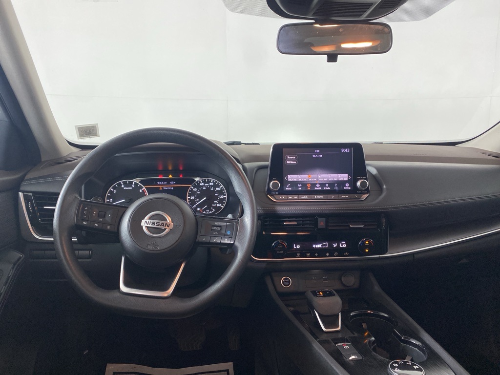 2021 Nissan Rogue SV photo 11