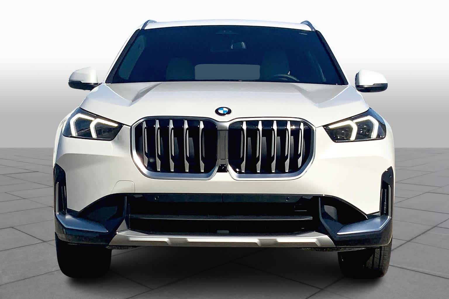 2025 Bmw X1 XDrive28i photo 3