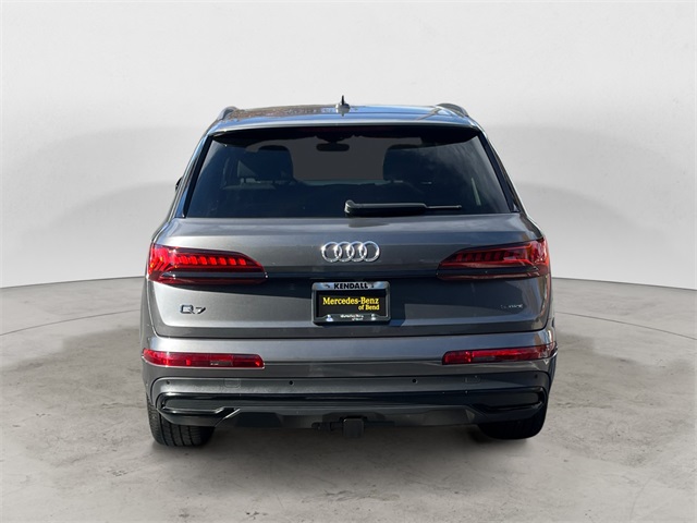 2024 Audi Q7 55 Prestige photo 4