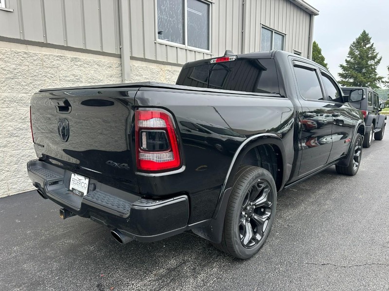 2022 Ram 1500 Limited photo 3