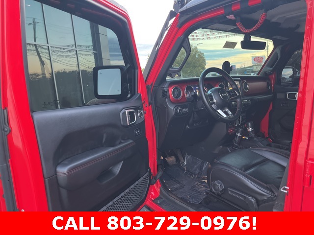 2018 Jeep Wrangler Unlimited Rubicon photo 2