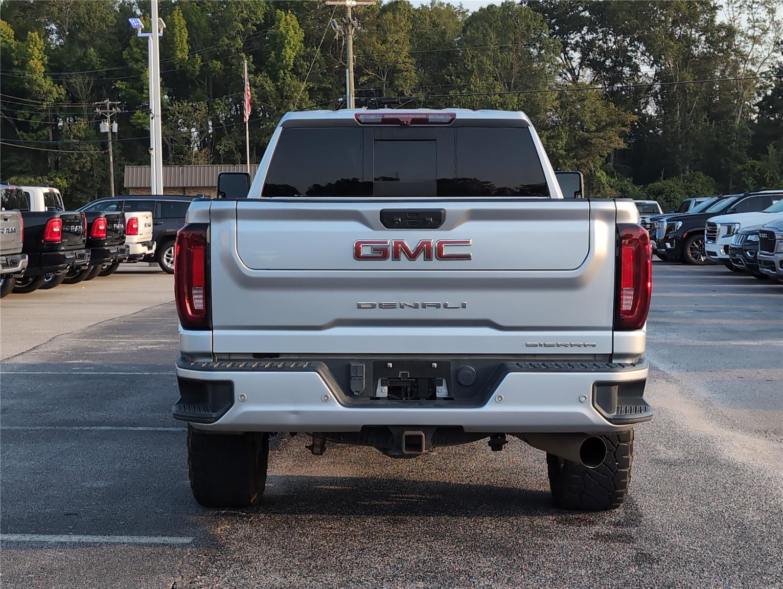 2022 Gmc Sierra 2500 HD Denali photo 4