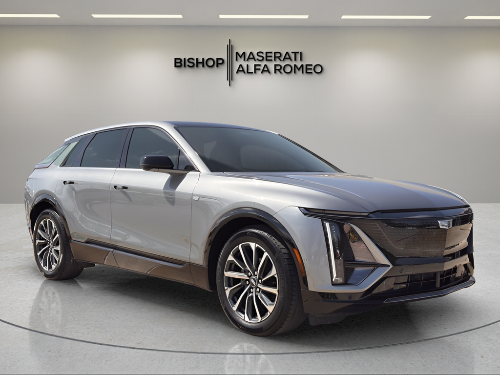 Used 2024 Cadillac LYRIQ Sport 2 with VIN 1GYKPVRL6RZ136019 for sale in Hurst, TX