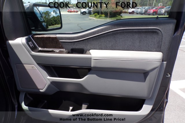 2022 Ford F-150 Lariat photo 22