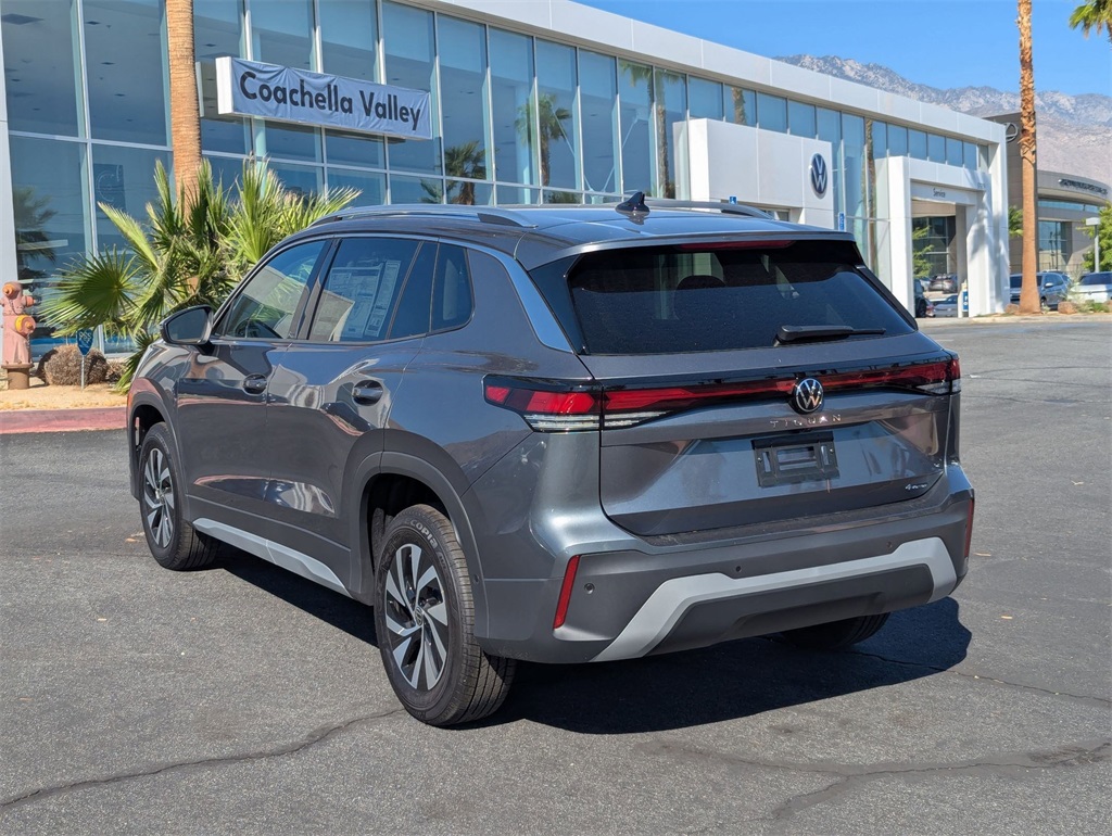 2025 Volkswagen Tiguan S photo 3