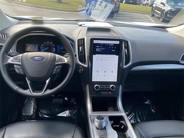2024 Ford Edge SEL photo 16