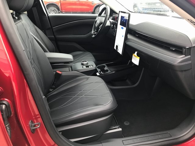 2024 Ford Mustang Mach-E Select photo 13