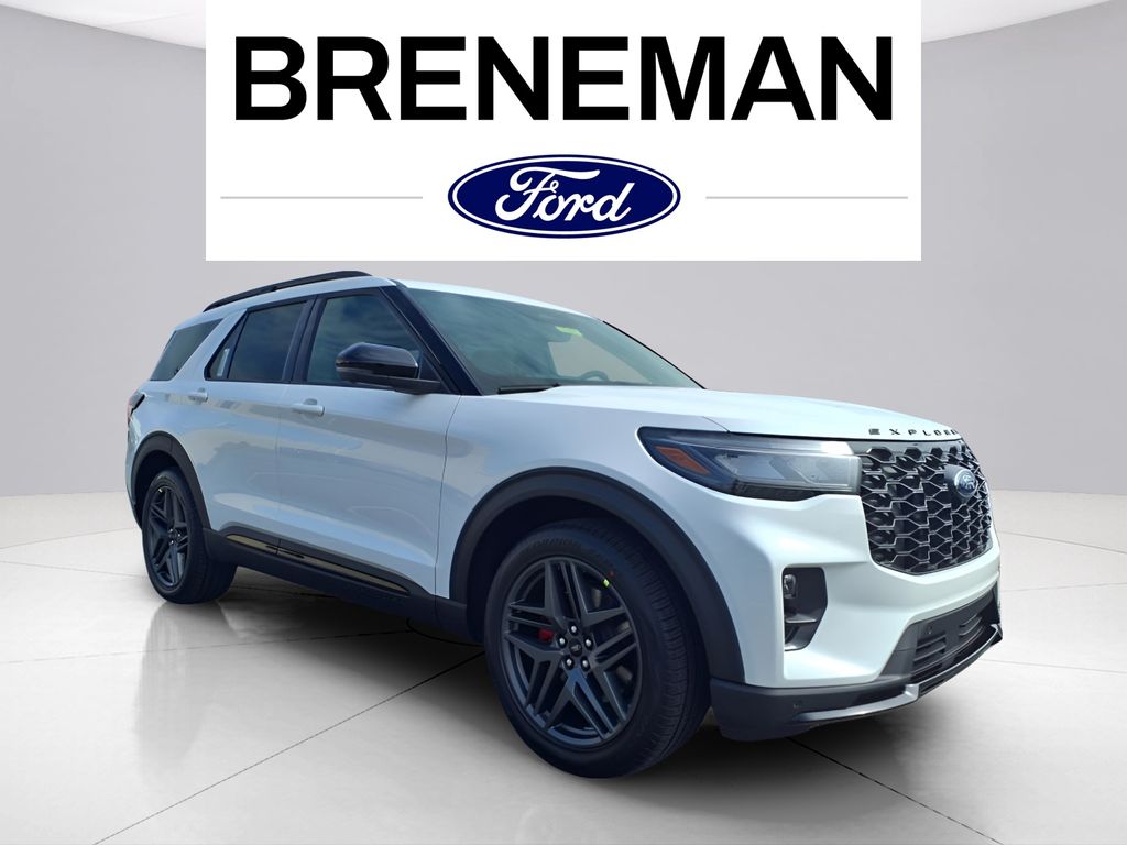 2025 Ford Explorer ST photo 4