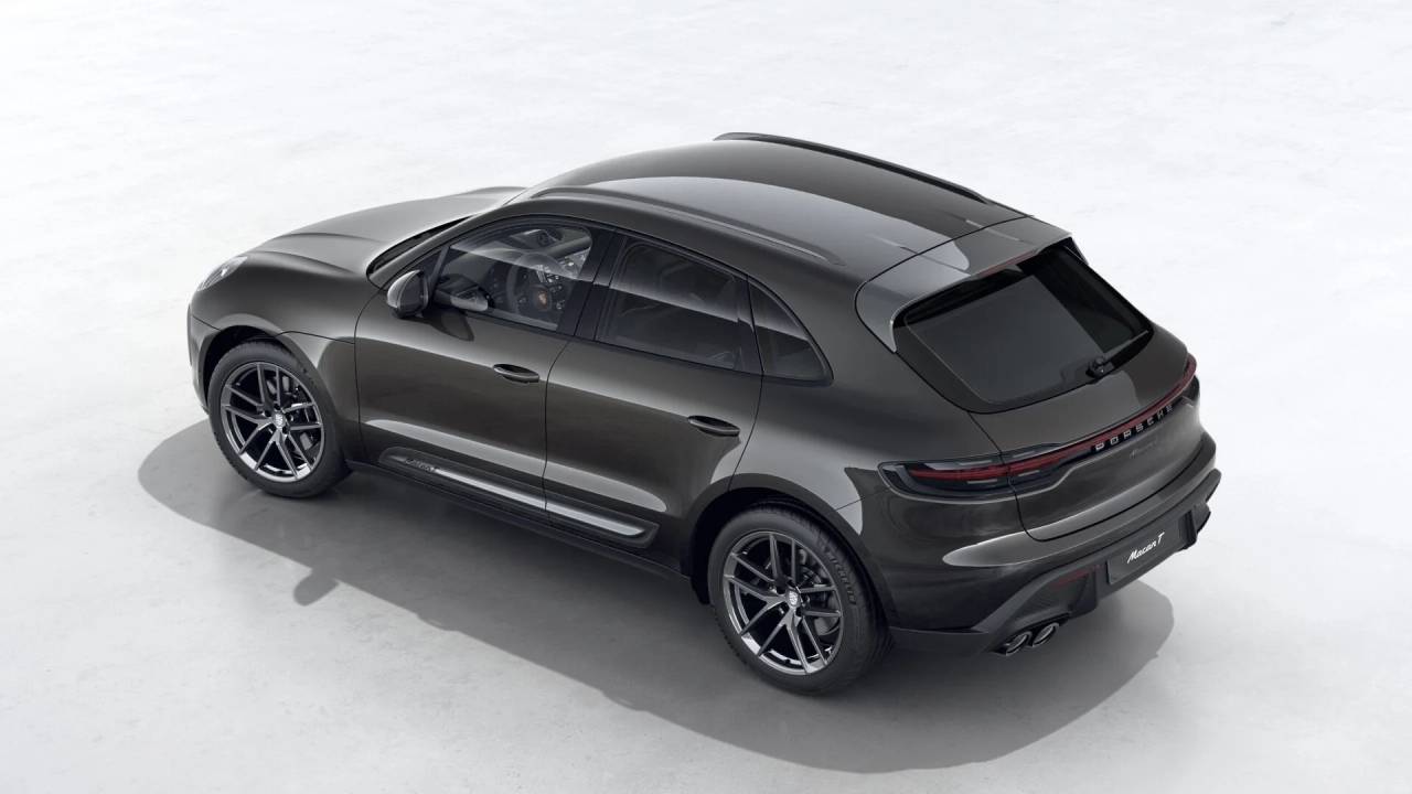 2026 Porsche Macan T photo 3