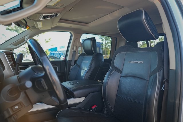 2021 Ram 3500 Laramie photo 13