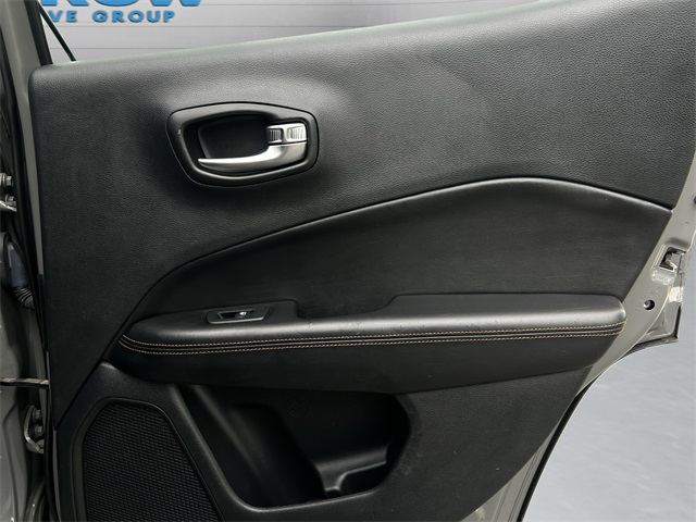 2020 Jeep Compass Limited photo 11