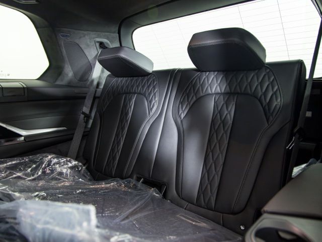 2025 Bmw X7 M60i photo 5
