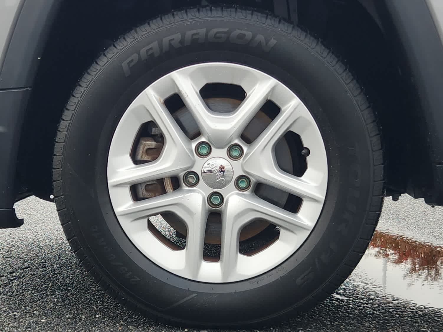 2018 Jeep Compass Sport photo 4