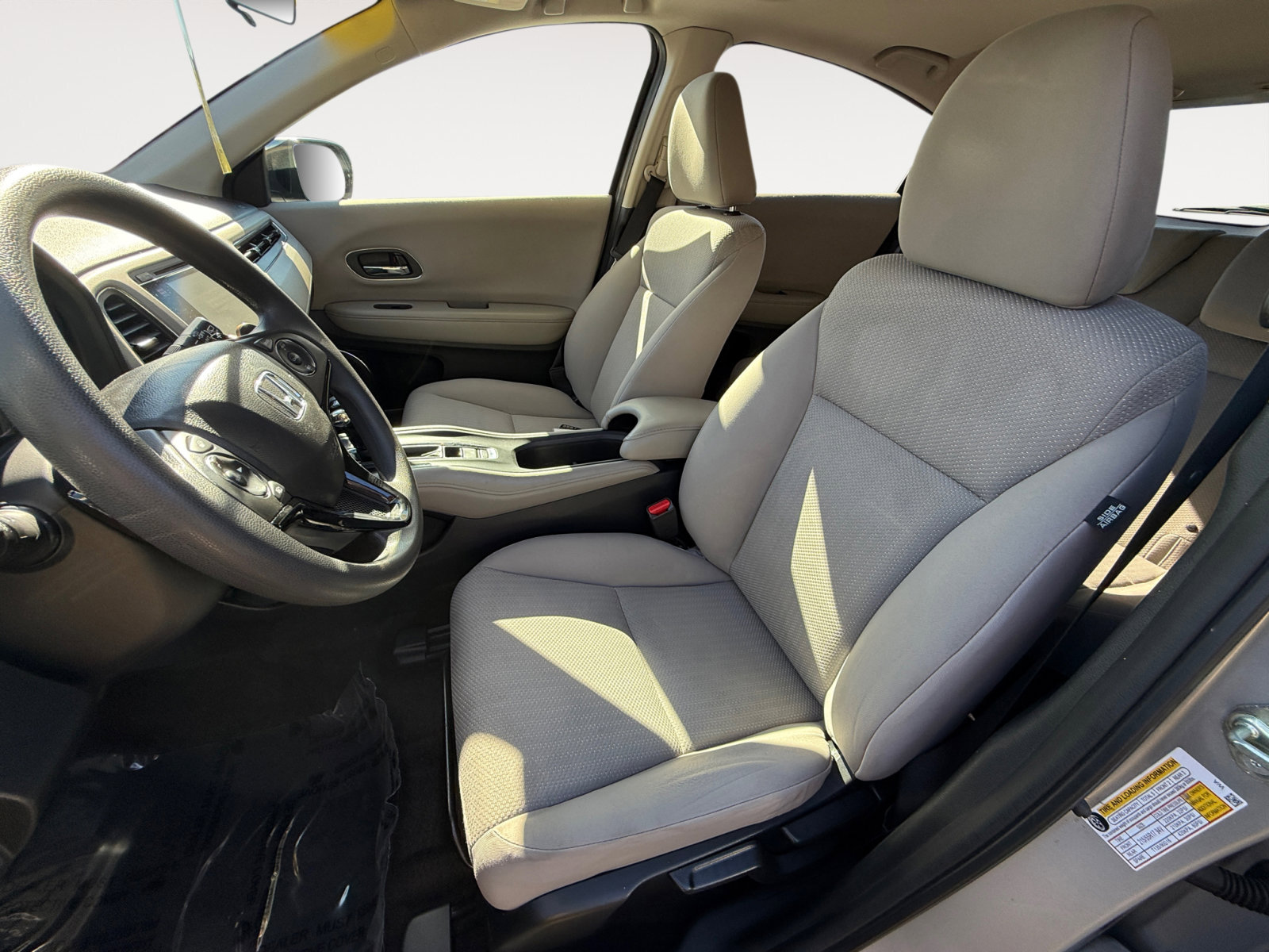 2017 Honda HR-V EX photo 10
