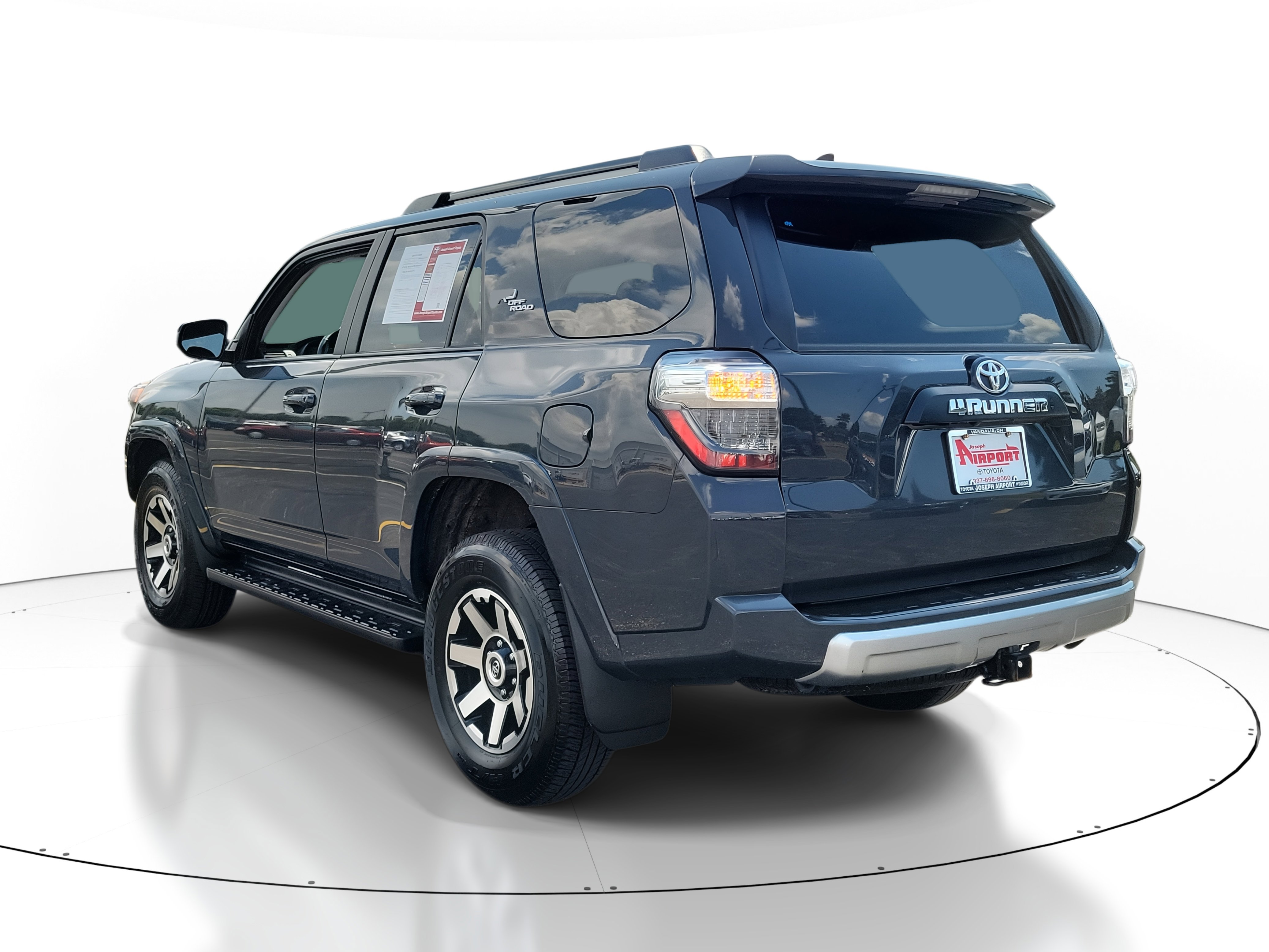 2024 Toyota 4Runner TRD photo 3