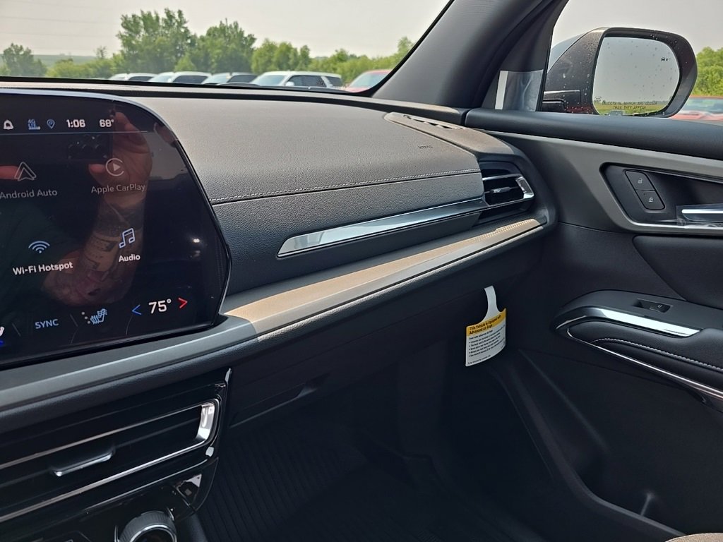 2026 Chevrolet Traverse photo 45