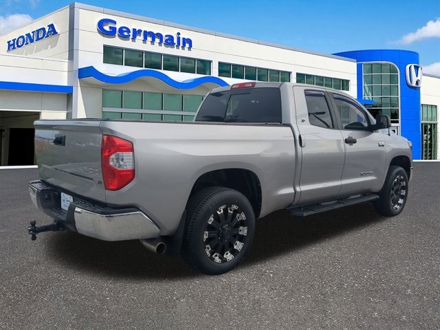 2016 Toyota Tundra SR5 photo 3