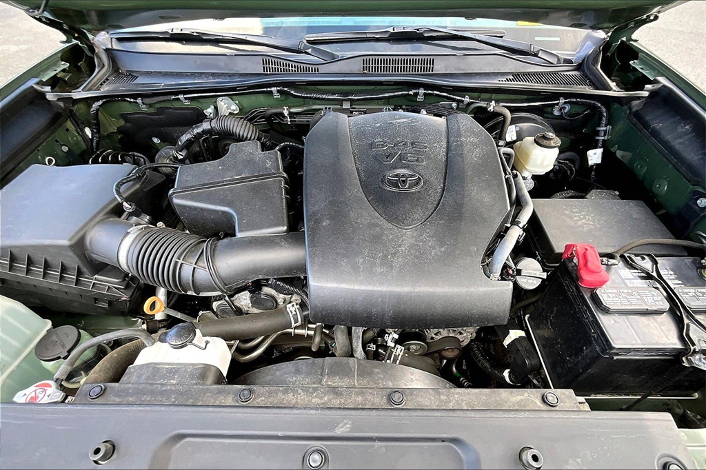 Image of Pre-Owned 2021 Toyota Tacoma SR5