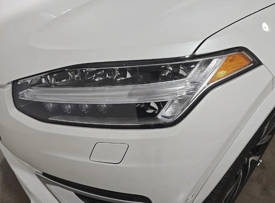 2024 VOLVO XC90 - Image 13