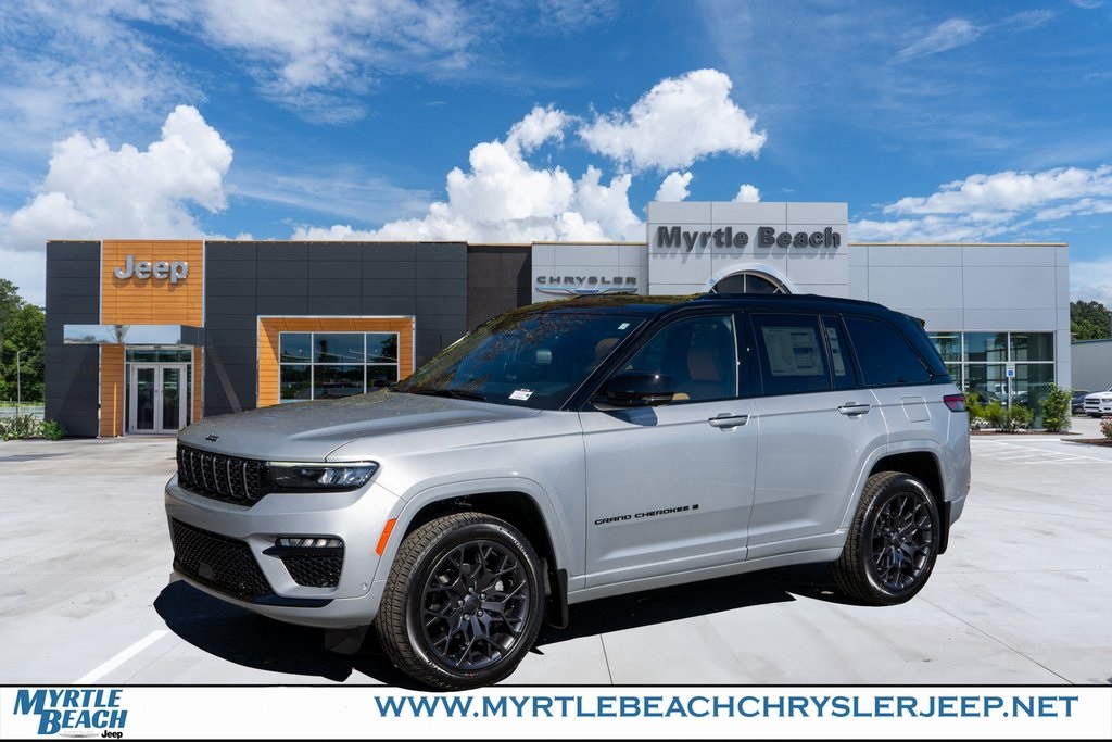 2025 Jeep Grand Cherokee Summit's photo