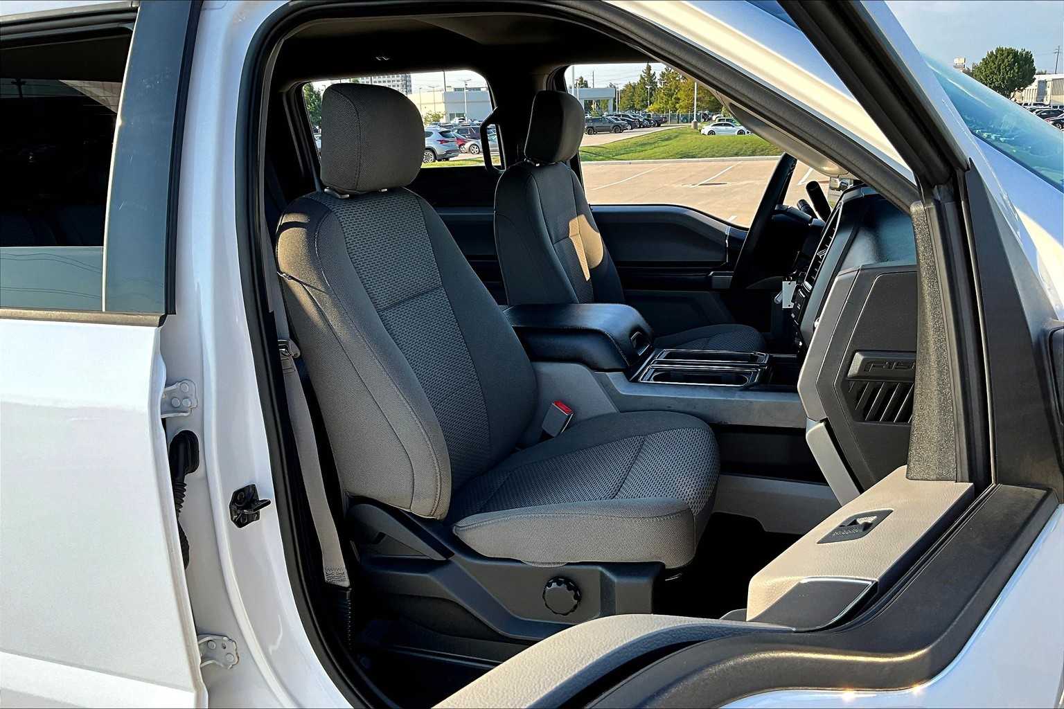 2019 Ford F-150 XLT photo 7