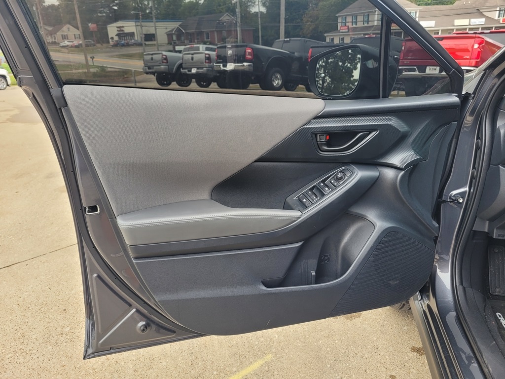 2025 Subaru Crosstrek Premium photo 13