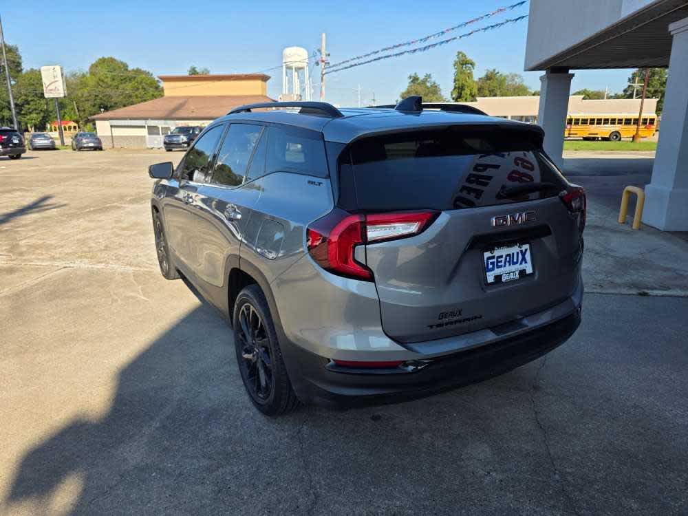 2023 Gmc Terrain SLT photo 3