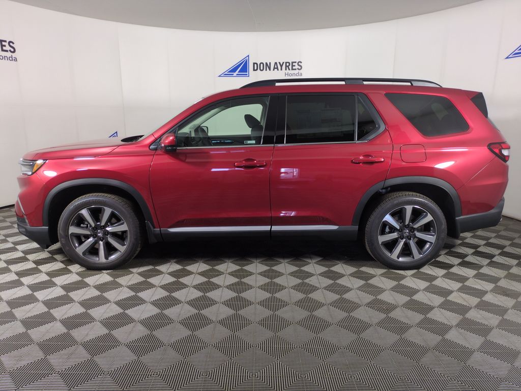 2025 Honda Pilot Touring photo 2