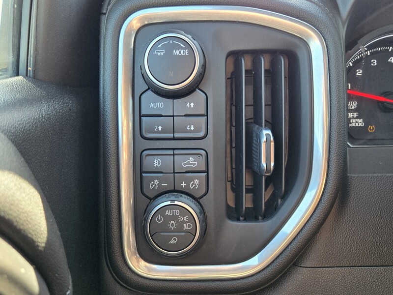2021 Chevrolet Silverado 1500 LTZ photo 18